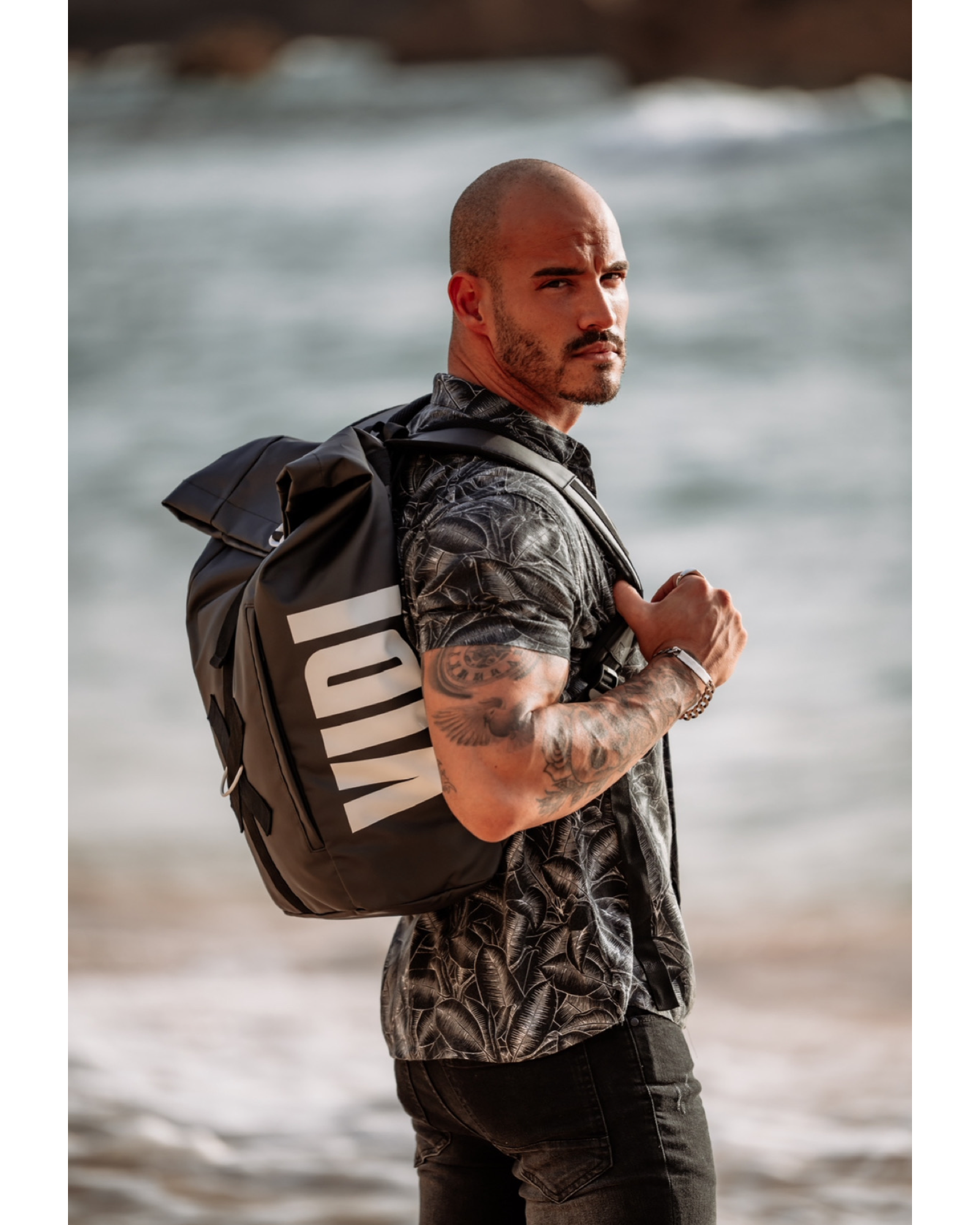 Wasserfester Rolltop Rucksack Schwarz